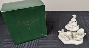 lot 79 image: Snowbabies Thank You Ceramic Figure