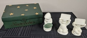 lot 82 image: Snowbabies 3-Piece Set A Message in My Hands
