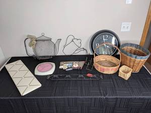 lot 267 image: Assortment of Wicker Woven Baskets, Clocks, Metal Tea Pot Dcor and More
