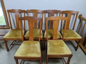 lot 72 image: Set of (6) Vintage Wood Dining Chairs
