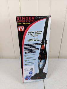 lot 46 image: NEW Singer Lazer Storm 3-In-1 Vacuum