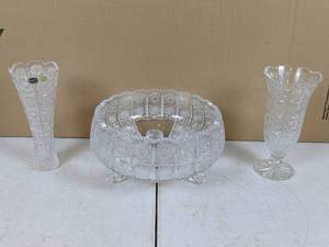 lot 41 image: Set of (3) Stunning Bohemia Crystal Fine Cut Glass Vases and Centerpiece Bowl