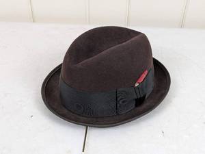 lot 16 image: The White Store Royal Stetson Fedora
