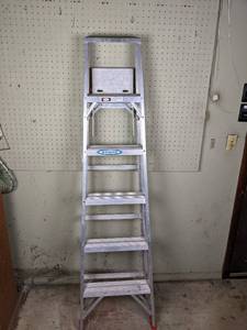 lot 102 image: Werner 6 ft. Type III Metal Ladder, 200 lbs