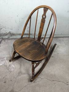 lot 138 image: Vintage Rocking Chair with Open Backrest