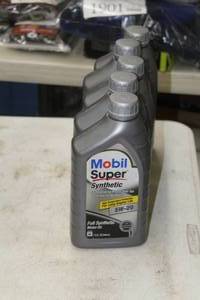 Lot of (5) Mobil Super 5W-20 Full Synthetic Motor Oil 1-Quart Plastic Bottles