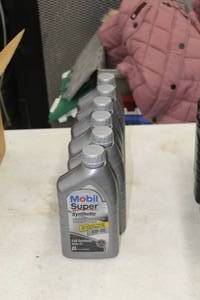 Lot of (6) Mobil Super 5W-20 Full Synthetic Motor Oil 1-Quart Plastic Bottles