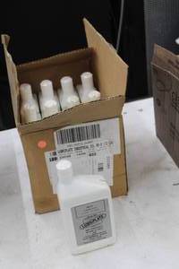 Lot of (1 Case) Lubriplate No. 0 Industrial Oil 1-Quart Plastic Bottles 12-count