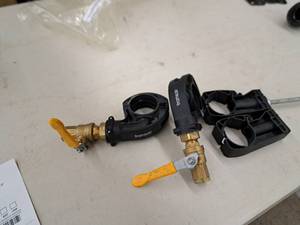 Lot of (4) Pipe Holders - (2) DN50 with Valve, (2) Regular Holders