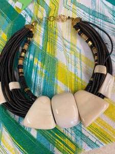 lot 244 image: Tribal Style Multi-Strand Choker with Huge Stones