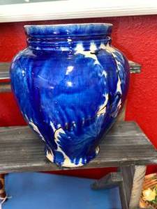 lot 151 image: Blue and White Stoneware Vase Made in Mexico