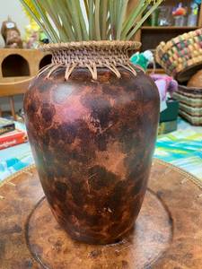 lot 422 image: Striking Leather Wrapped Vase and Plate