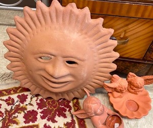 lot 283 image: Outdoor Decor Lot