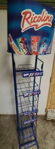 lot 57 image: Ricolino Metal Display Rack