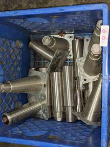 lot 99 image: Tote of Heavy Duty Adjustable Legs