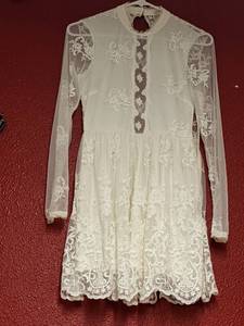 lot 73 image: Ivory Dress with Lace Overlay, Sz Small