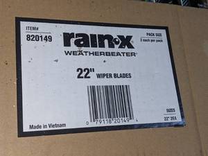 lot 60 image: Rain-X  WeatherBeater All-Season OEM Quality Conventional Windshield Wiper Blade - 22 (Pack of 2)