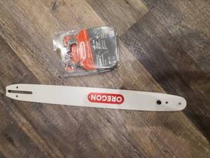 lot 89 image: Oregon 20 In. D72 Saw Chain Plus Oregon 20 inch Blade Runner Replacement