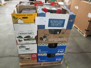 lot 511 image: Pallet of Illure Candles - Store Overstock, Returns, Missing Parts, and Damaged Products