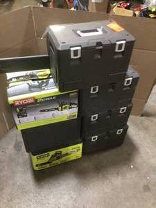 Mix RYOBI 2-Cycle Gas Chainsaws - various models and conditions Customer Returns - Review all pictures