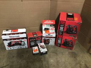 Mix Lot of Assorted Portable Battery Chargers Starters - various models and conditions  Open Box -Review all pictures