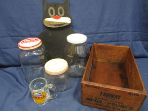 Vintage Fairway Box, Cat Menu Board
