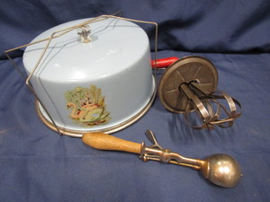 Vintage Kitchenwares