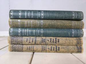 lot 73 image: 5 Rare Vintage 1930s-1950s Books-  (2) Nancy Drew Mystery Stories and (3) Maidas Book Series ($150 Value)