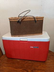 lot 81 image: Picnic Time Beautiful Vintage Picnic Basket and Coleman Cooler