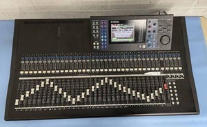 lot 1 image: Yamaha LS9-32 Lightweight Compact Digital Live Sound Mixing Console  Pro Audio Mixer with Aviom 160-Y1 & Dante Modules