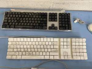 lot 37 image: Lot of 3 Older Apple Computer Keyboards and 3 Apple USB Mice  Mouse