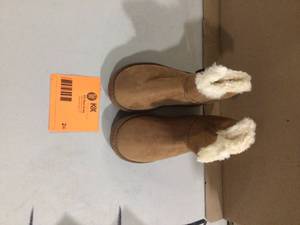 Amazon Womens mini bailey winter snow boots tan size 7&nbsp&nbspOpen Box&nbsp