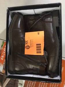 Amazon Woman Leather boots size 9&nbsp&nbspOpen Box&nbsp