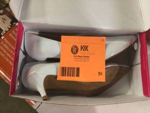 Amazon White Heels for Womens size 9&nbsp&nbspOpen Box&nbsp