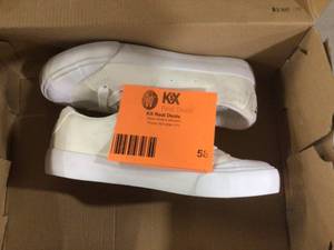 Womens White Casual Shoes Size 7&nbsp&nbspOpen Box&nbsp