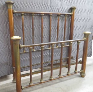 HEAVY SOLID VINTAGE BRASS BED