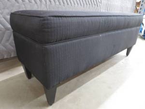 BLACK BENCH.