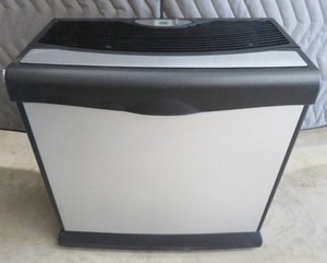 AIRCARE Evaporative Humidifier