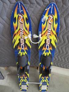 OBRIEN DUAL WAKE STAR TRAINER WATER SKIS