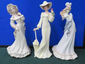 3 GEORGE GOOD FIGURINES