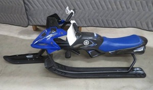 YAMAHA CHILDRENS PULL SLED