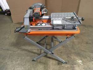 7 in. Ridgid Tile Saw  Customer Returns