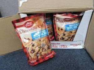 Case of 10- 21 oz Pouches Betty Cro...