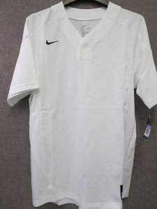 11 Mens Nike Medium Baseball Shirt...