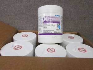 Case of 12-220 ct Canisters Ecolab ...