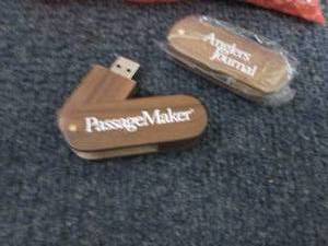 33 Promo Folding Wooden Case Flash ...