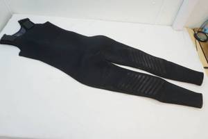 neoprene scuba suit