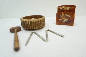 vintage cedar napkin holder