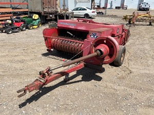 lot 2 image: Massey Ferguson 12 Bailer
