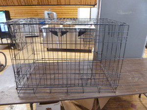 lot 26 image: Dog Kennel